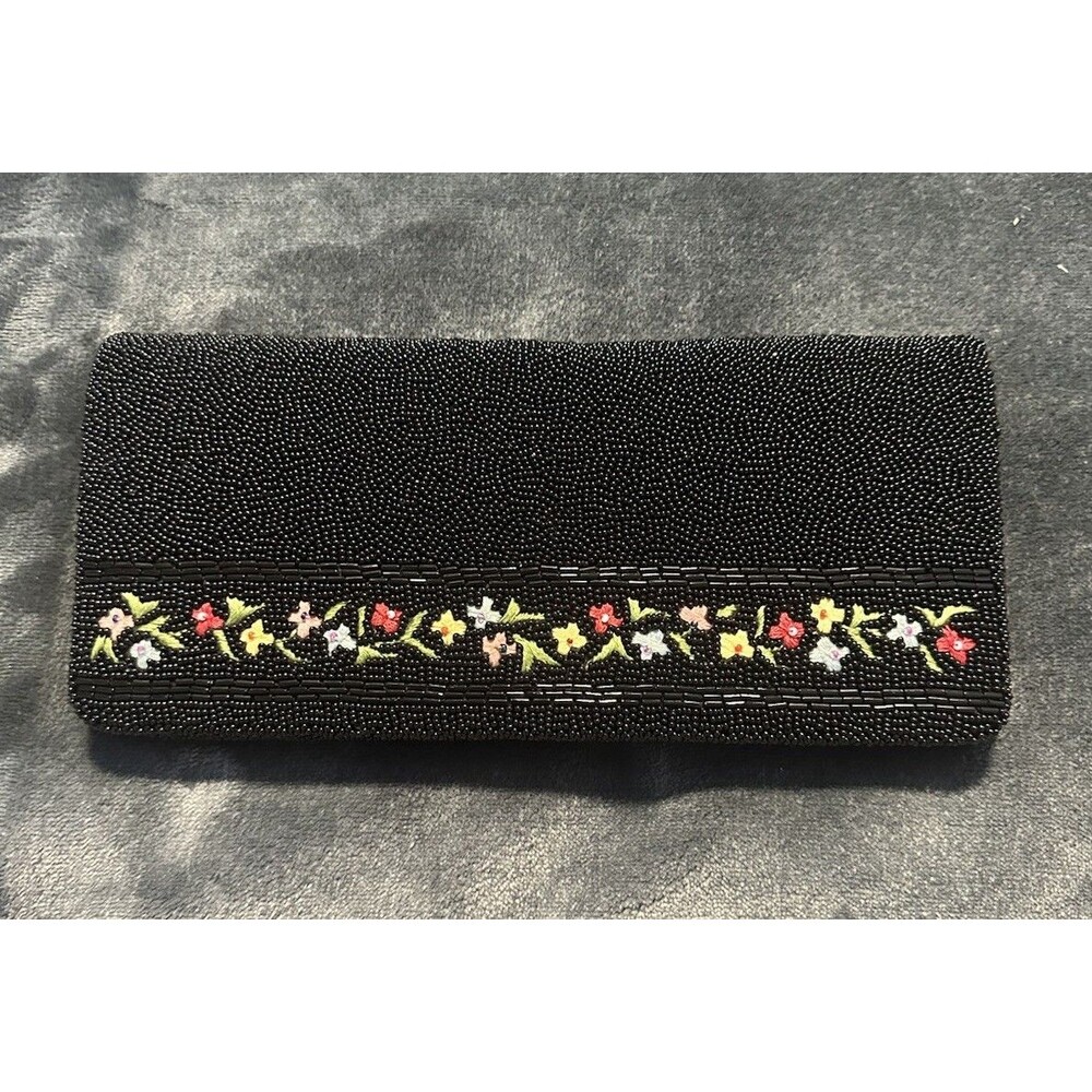 VINTAGE 1960 HAND EMBROIDERED & GLASS BEADED CLUTCH PURSE HONG KONG